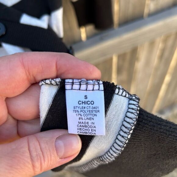 Love Culture cardigan sweater size small - Picture 7 of 9